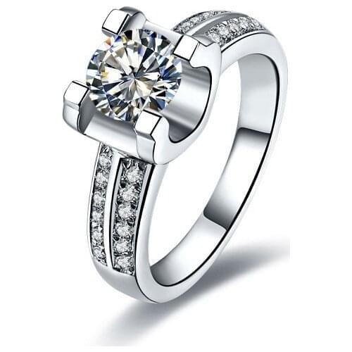 Royal Design 2Ct Real VVS1 D Moissanite Engagement Rings 18K White Gold AU750 Ring for Women
