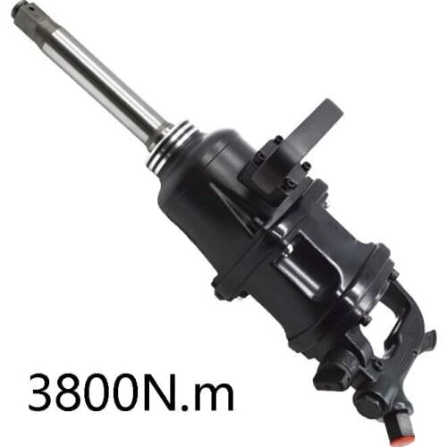 Pneumatic impact wrench