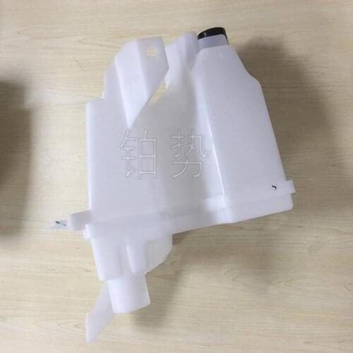 Car Vehicle windshield wiper washer assembly 2012-Nis sanB lue bir dSy lphy 1.8XL cleaning tank assembly Wiper spray bottle