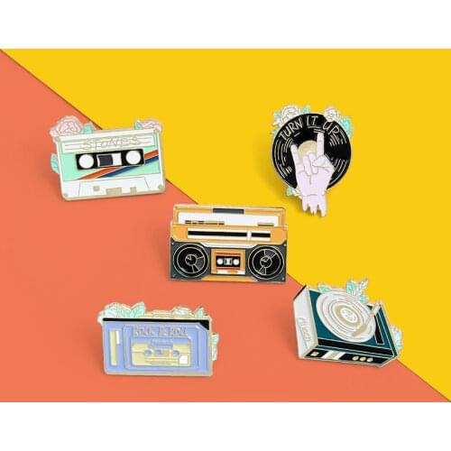 Rock & ROLL Enamel Pin turn it up Disc Player Music Tape Cassette Brooch Bag Lapel Pin Old School Badge Jewelry Gift for Friends