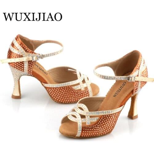 WUXIJIAO Shining Latin Dance Shoes Women Salas Ballroom Dance Shoes Pearl High Heel 9cm Waltz Software Shoes Selling Hot