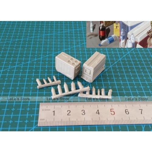 1/35 Resin Model Scene Accessories Life necessities Coke bottle refrigerator Pure water bottles