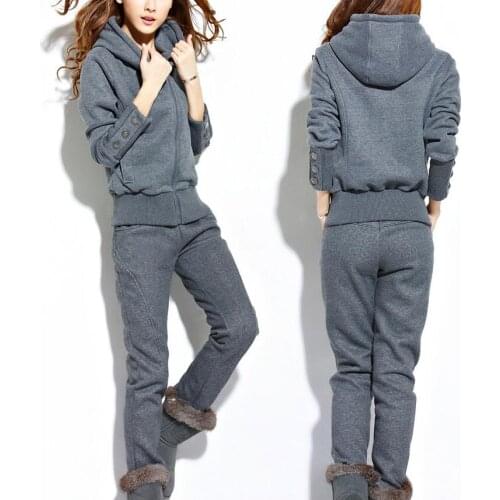 Fashion sets casual workout wear suit ladies 2018 autumn large size hooded sweater plus velvet pants soft two-piece for women