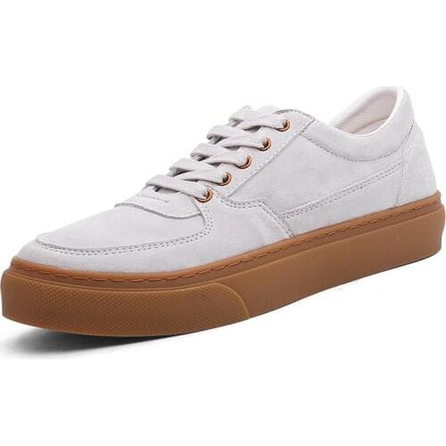 New Spring Autumn White Men Flats Casual Leather Suede Shoes Man Moccasins Handmade Simple Outdoor Leisure Loafers Man Sneakers