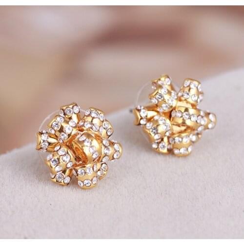 Diamond-studded metal multi-layer gift knot flower-shaped stud earrings