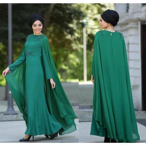 2020 Green Muslim Prom Dresses with Cape Long Sleeve Appliques Beaded Chiffon Formal Evening Party Gowns vestidos de gala