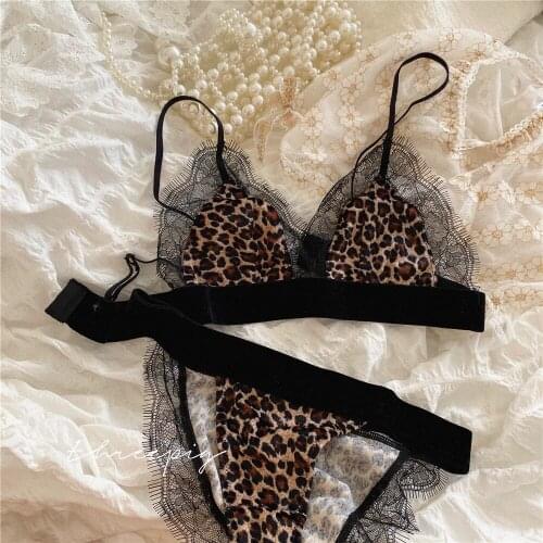 Light luxury triangle cup lace noodle soft bra set comfortable no steel ring lingerie girly velvet leopard print underwear sets