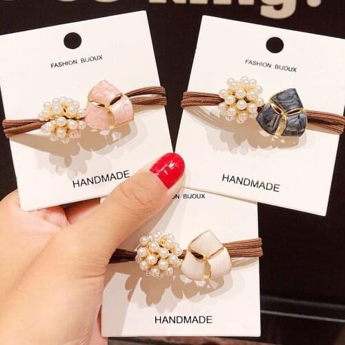 Elegant Fashion Pearl Balls Triangle Elastic Hair Rope Women Geometry Scrunchies Girl Hair Ties Korean Hair Accessories Headwear