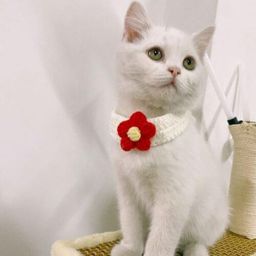 1PC Hand-knitted Wool Cat Collar Cat Dog Universal Kitten Collar For Cats Bib Cute Flowe Collar Kitten Accessories