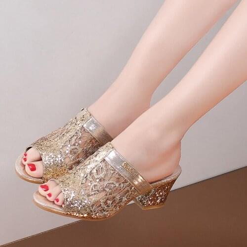 2020 Hollow Sandals Women PU Leather Slippers Summer Thick Sandals Mesh Sandals Sequins Ladies Shoes