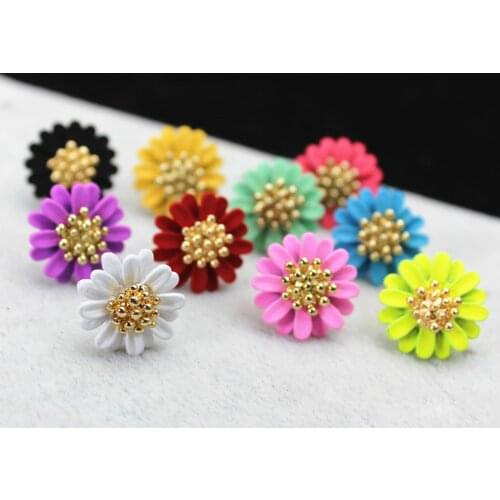 Hot Sale Plated Sun Flower Earrings for Girls Cute Small Stud Earrings Women Fashion Jewelry Wholesale Gifts
