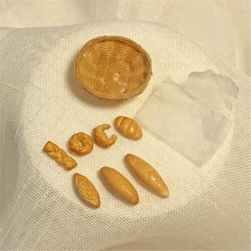1/12 Scale Dollhouse Miniature Accessories Mini Resin Bread Basket Food Model