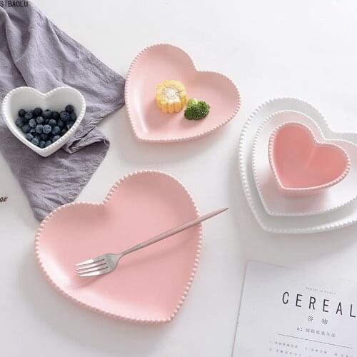 Frosted Ceramic Tableware Breakfast Plate Love Heart Dish Heart Shaped Bowl Couple Plate Creative Dessert plates hollowware
