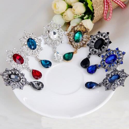 Assorted Colors Large Crystal Rhinestones Water-drop Brooch Pins For Weddings Banquet Bouquet Bejeweled Accessories AE135