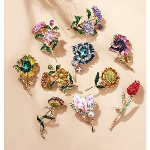 New Arrival Green or Red Crystal Rhinestones Leaf Plant Brooch Pins Jewelry for Women