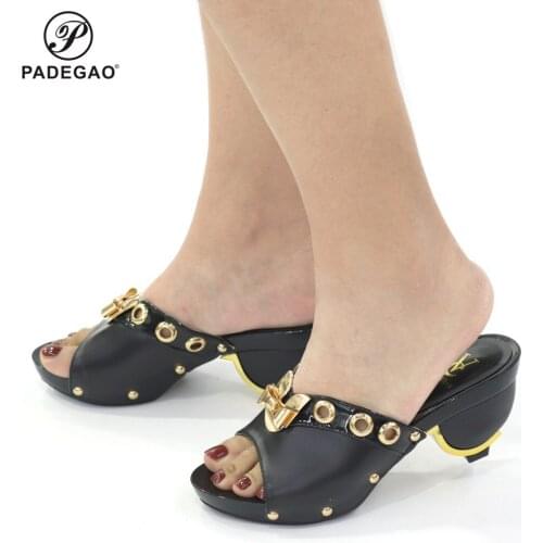 2020 New Summer Women Black Color Slippers Slides Basic Solid Outside Thin Heels Adult Shallow Square Toe