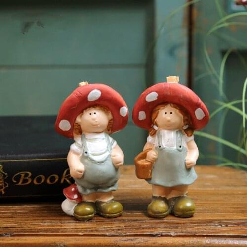 (2 Pieces/set)Resin Mushroom Family Doll Boy Girl Home Garden Decoration