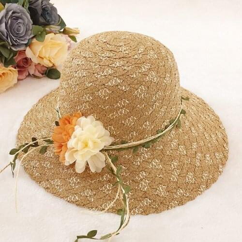 Summer Lady Outdoor Sunshade Flowers Straw Hat Sunscreen Hats 2019 New Ladies Sun Visor Beach Cap Cool Female Dress Caps H010