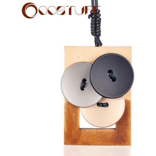 Vintage Womens Wooden Button Jewelry Pendants Statement Necklaces Geometric Female Long Chains Suspension Neck Decoration 2021