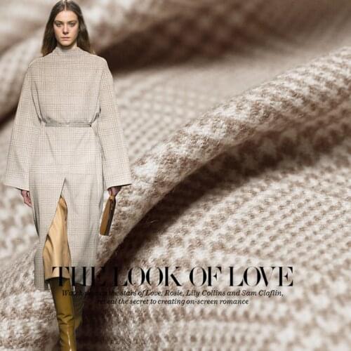 Thickened yarn-dyed wool fabric beige houndstooth wool woolen autumn and winter high-grade coat skirt clothes dressing fabric