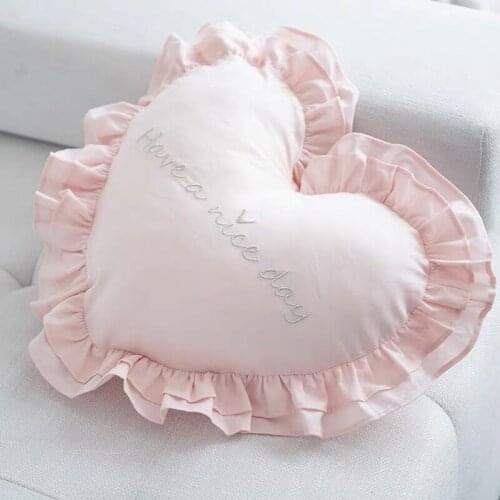Lovely Nordic Pink Heart Cushion Pillow Baby Girl Room Decoration Cotton Covered Ruffle Pillow Kids Room Baby Shower Gifts