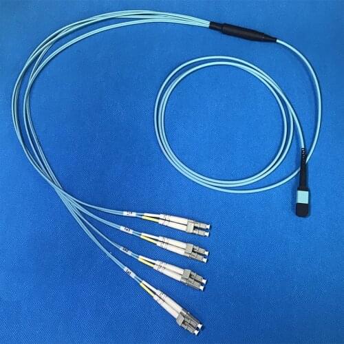 QSFP MPO-LC Optical Patchcord FANOUT / BREAKOUT CABLE MULTIMODE Fiber Optical Data Center 40G / 100G PSM4 to SFP