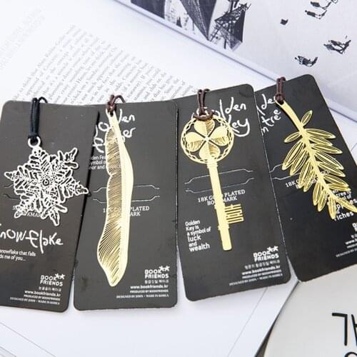1PC Feather snowflake Bookmarks Creative Classical exquisite Mini Metal Art Pattern Bookmark Childrens Gifts Office Stationery