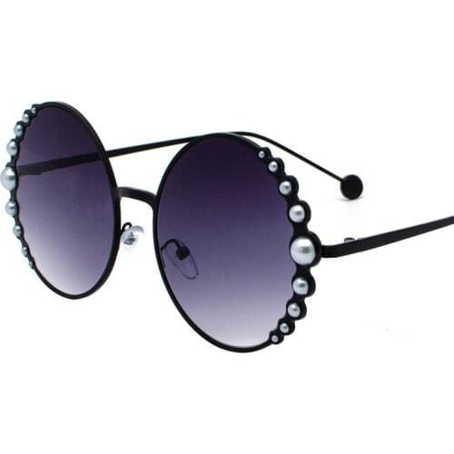 Designer Fashion Sunglasses Round with pearls in Black Gold Womans Beach Shades in Red Discount hot brand with case free ship
