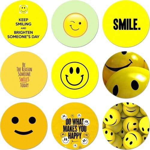 Keep smile yellow Icons Pins Badge Decoration Brooches Metal Badges For Backpack Decoration