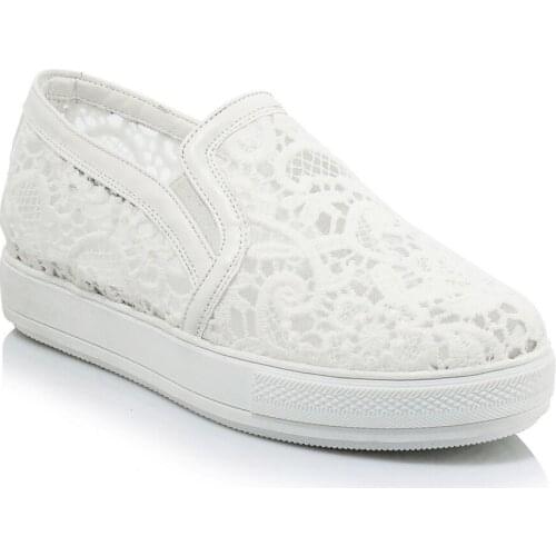 Institute of leisure wind in the spring of 2019 new thick bottom 30 to 44 womens shoes