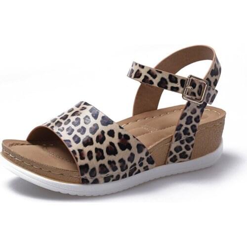 2020 Summer New Sandals Womens Muffin with Rocking Shoes Leopard Sandals Women Polyurethane Large Size Sandals