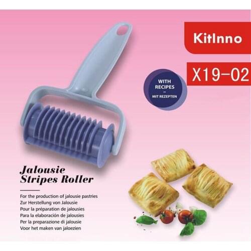 Pastry Wheel Roller Cutter Croissants Cookie Cutter Pastry Plastic Baking Mold Bakeware Embossing Dough Roller Lattice Cutter