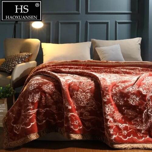 200*230 cm Dark Brown 2 Ply Soft Warm Raschel Blanket Embossing Flower Cozy Bed Cover Thick Bedspread 4 kg All Season Comforter