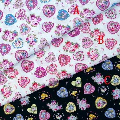 Printed Cotton Poplin Fabric,Heart and flowers, clothing,bedding,hadmaking, 50cmx140cm