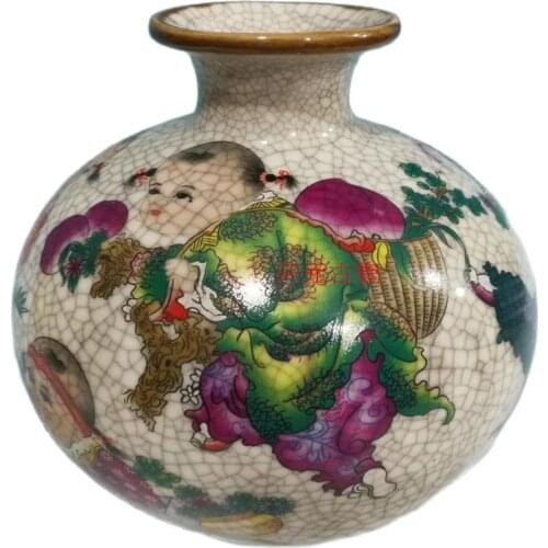 China old Porcelain Coloured drawing Old Cracked glaze porcelain vase