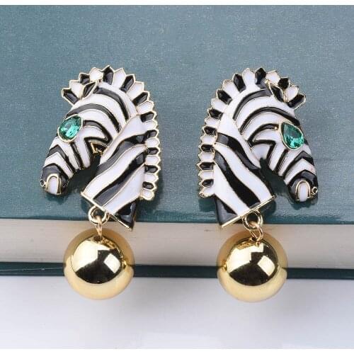 Trendy Zebra Head Shape Drop Earrings Women Black/White Striped Animal Earring for Party Female Hyperbole Statement Jewelry