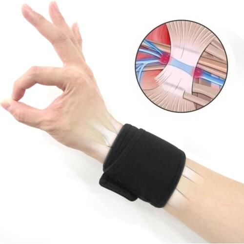 Self-Heating Wristband Sports Protection Professional Wrist Pad Wrist Brace For Workout Gym Power Training Bracers Men Women