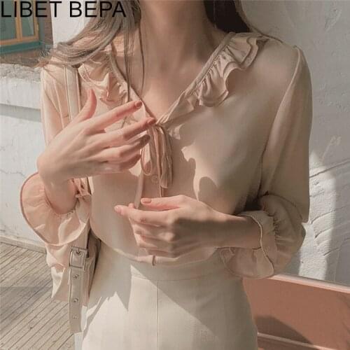 New 2021 Spring Summer Womens Blouse Casual V-Neck Sweet Korean Ruffles Elegant Oversize Vintage Shirt Wild Lady Tops BL3318