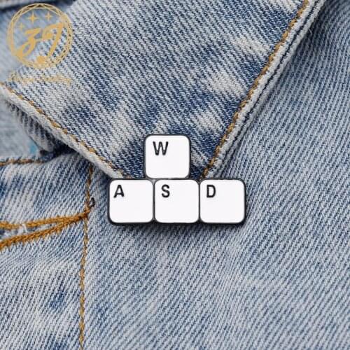 New Personality Game Brooch Pin Zinc Alloy Jewelry "WASD" Keyboard Pin Youth Campus Brooch Backpack Hat Accessories Jewelry