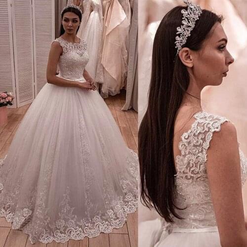 Fashionable Tulle Jewel Neckline Ball Gown Wedding Dresses Lace Applique Bridal Dress vestidos de novia para playa