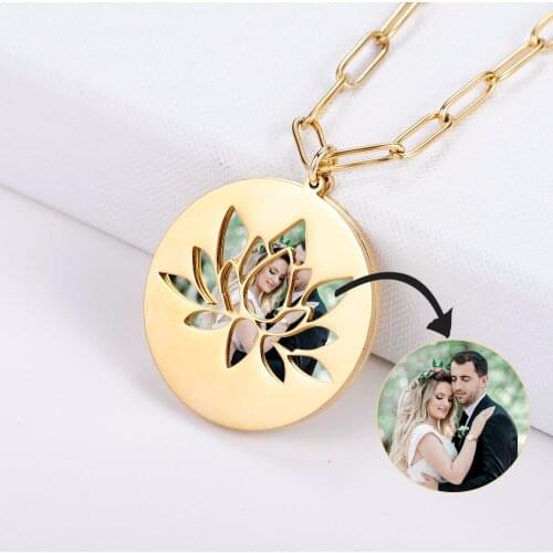 Custom Mom Name Photo Personalized Dog Tag Pendant Necklace Silver Color Engrave Charm Nameplate Necklace for Women Family Gift