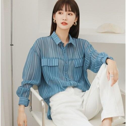 Vertical Stripes Perspective Shirt Women 2021 Korean Single Breasted Pocket Long Sleeve Fall Blouses Ladies Casual Wear T006