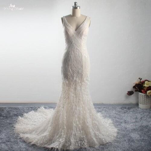 LZ288 New Design Light champagne Mermaid Wedding Dress Beaded Feathers Sleeveless Bridal Gown Vestido De Noiva