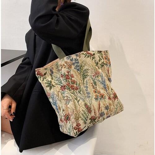 Large Capacity Embroidery Tote Bag for Women 2021 Luxury Trend Jacquard Shoulder Bag Lady Brand Design Fashion Canvas Handbag