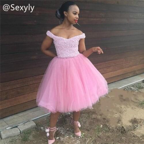 Gorgoues Pink Black Girls Prom Dress With Pearls Off Shoulders A Line Tulle Evening Dresses 2021 Knee Length Robes De Cocktail