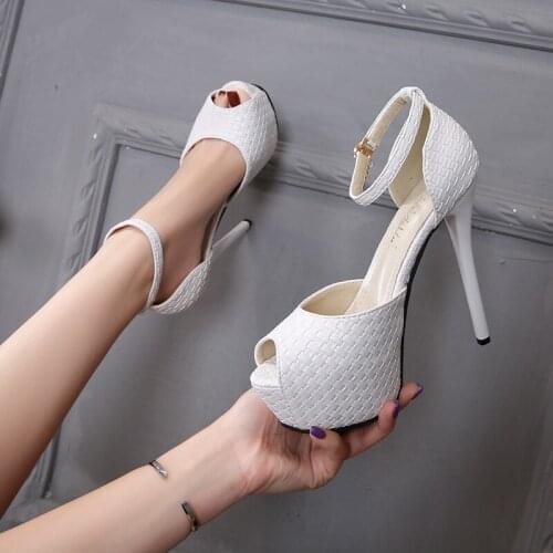 2021 New Womens Pumps Summer Waterproof Platform Stiletto High Heels Fish Mouth Hollow Sandals Weave Pattern Shoes Female