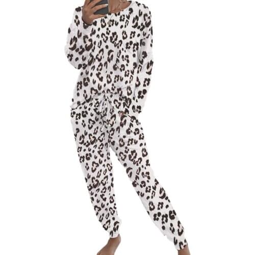 2Pieces Of Home Service WomenS Leopard Print Round Neck Long-Sleeved Shirt + Autumn And Winter Trousers Autumn New Casual Loose