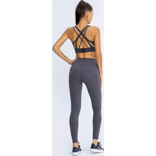 Seamless Women 2 Piece Gym Sets Sports Bras with Padded Fitness Leggings with Pocket Yoga Suit Running Sports Suits Sportswear