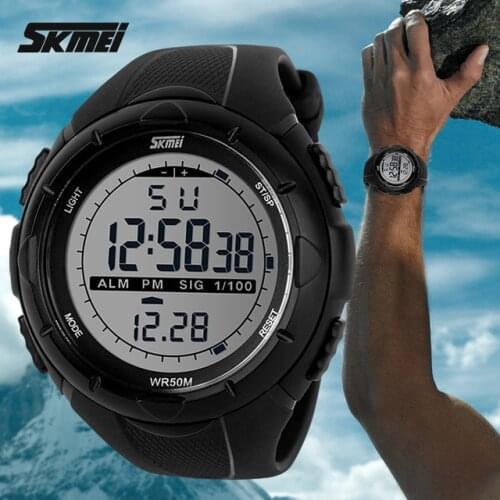 Skmei Brand Men LED Digital Military Watch 50M Dive Swim Dress Sports Watches Fashion Outdoor Digital Men Wristwatches 1025