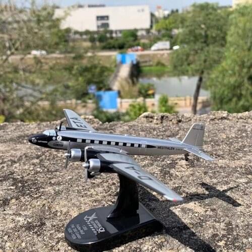 1/200 WWII Germany Focke-Wulf Fw 200 Condor Transport aircraft airplane model toy for display show collections